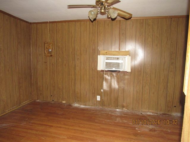 6451 MOONHILL Drive, Dallas, TX 75241