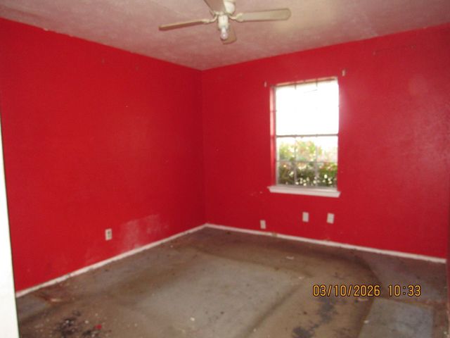 6451 MOONHILL Drive, Dallas, TX 75241