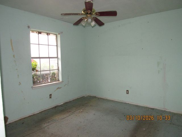 6451 MOONHILL Drive, Dallas, TX 75241