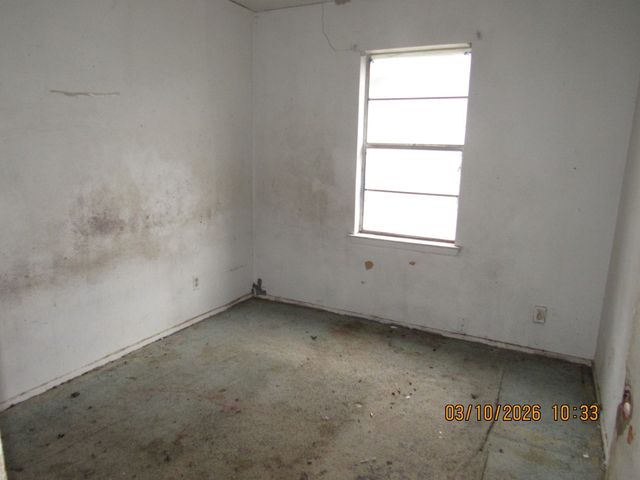 6451 MOONHILL Drive, Dallas, TX 75241