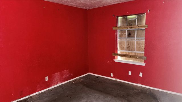 6451 MOONHILL Drive, Dallas, TX 75241