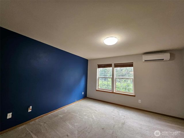 3016 E 19th Street, Bremerton, WA 98310