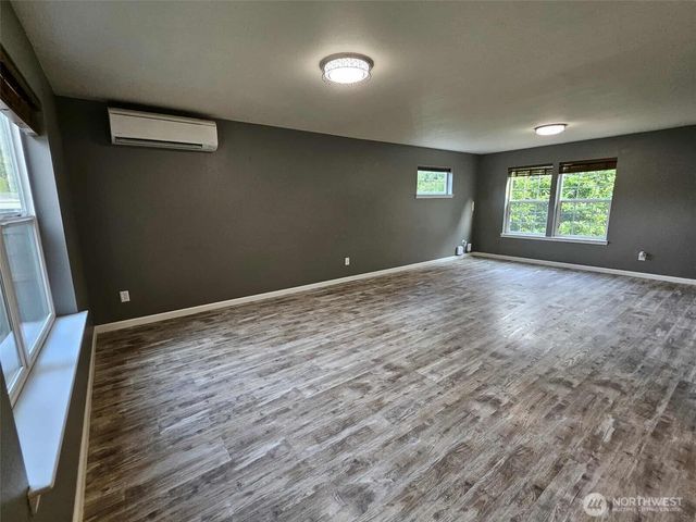 3016 E 19th Street, Bremerton, WA 98310
