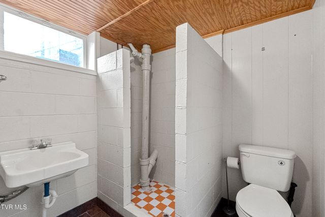 1400 Brentwood Drive, Greeneville, TN 37743