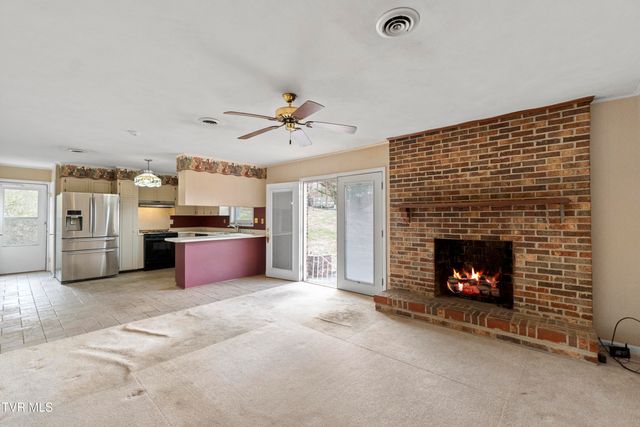 1400 Brentwood Drive, Greeneville, TN 37743