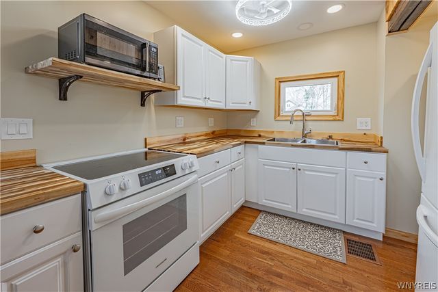2378 Riverview Drive, Wilson, NY 14172