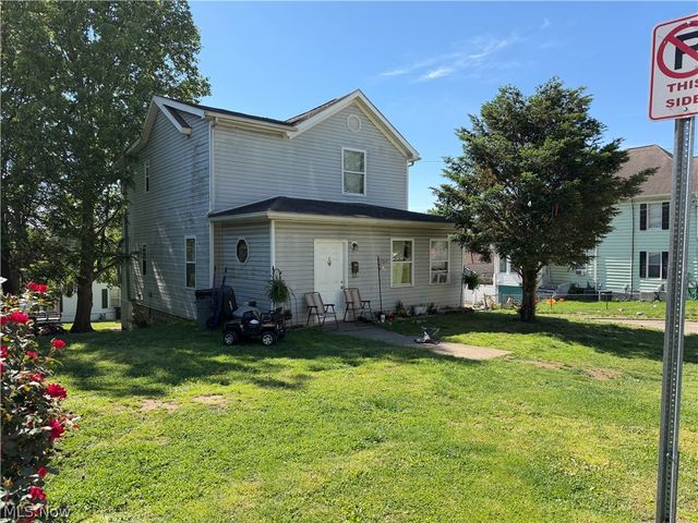 1202 Swann Street, Parkersburg, WV 26101