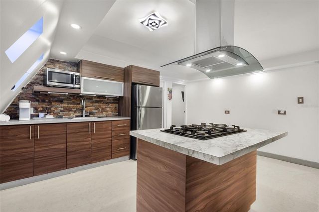 PR-186 BARRIO GUZMAN ARRIBA MOUNTAINS, Rio Grande, PR 00745