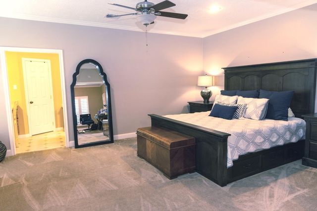 9 Kings Creek Drive, Houston, TX 77339