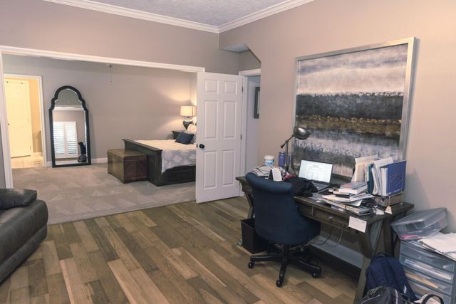 9 Kings Creek Drive, Houston, TX 77339