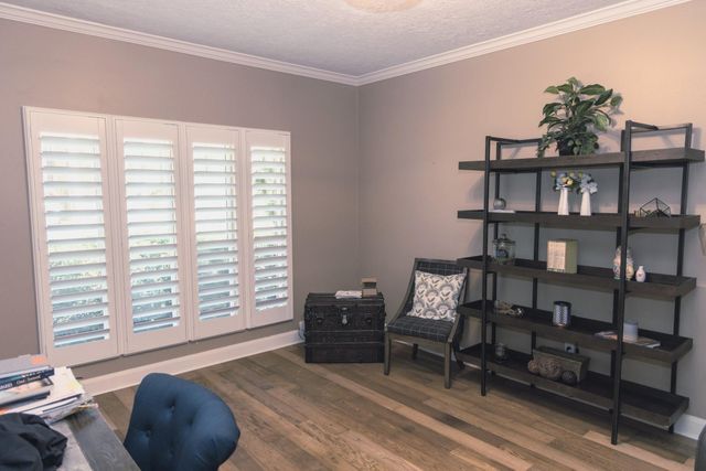 9 Kings Creek Drive, Houston, TX 77339