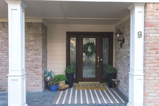 9 Kings Creek Drive, Houston, TX 77339