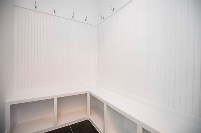 3 Castle Oaks Court, Rogers, AR 72758