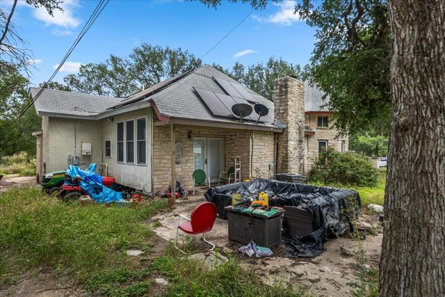 112 Rock Point DR, Del Valle, TX 78617
