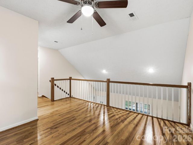 44 Leisure Mountain Road, Asheville, NC 28804