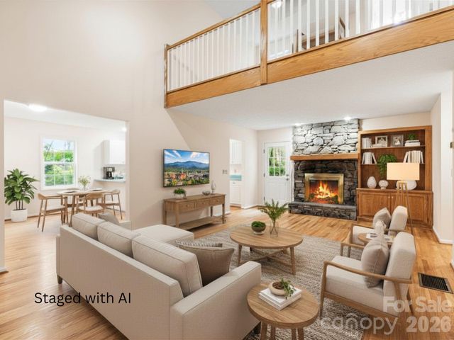 44 Leisure Mountain Road, Asheville, NC 28804
