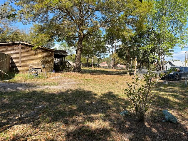 8143 Lucena Street, Navarre, FL 32566