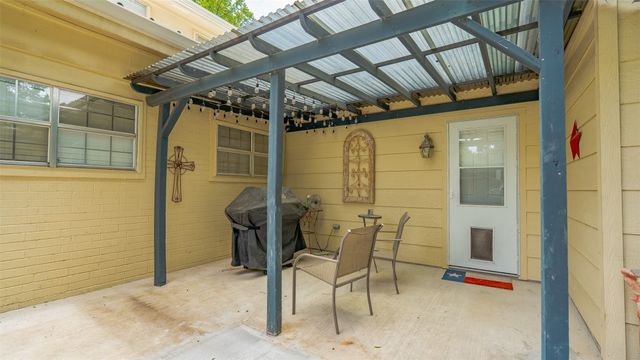 7513 Ravenswood Road, Granbury, TX 76049