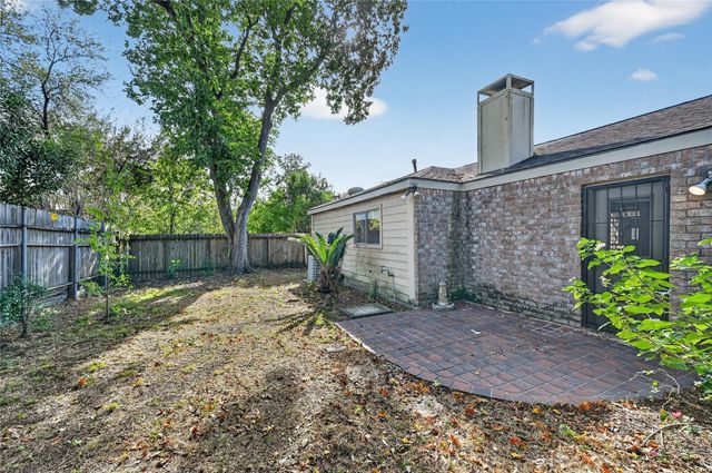 1631 Bradney Drive, Houston, TX 77077