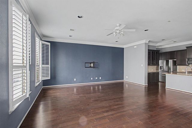 6363 Fairdale Lane H, Houston, TX 77057