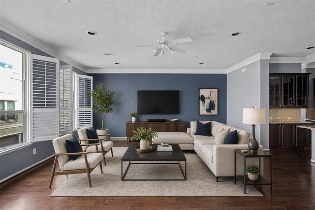 6363 Fairdale Lane H, Houston, TX 77057