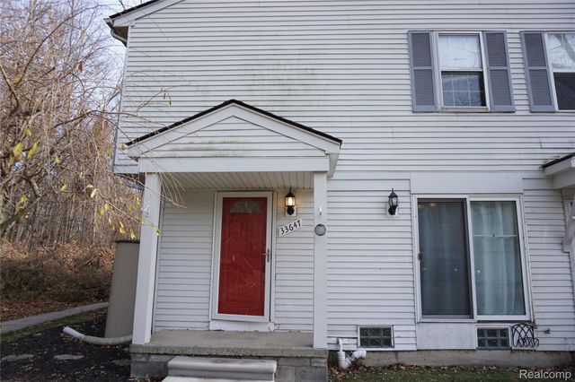 33647 Bayview Drive, New Baltimore, MI 48047