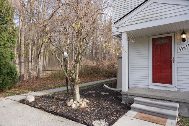 33647 Bayview Drive, New Baltimore, MI 48047