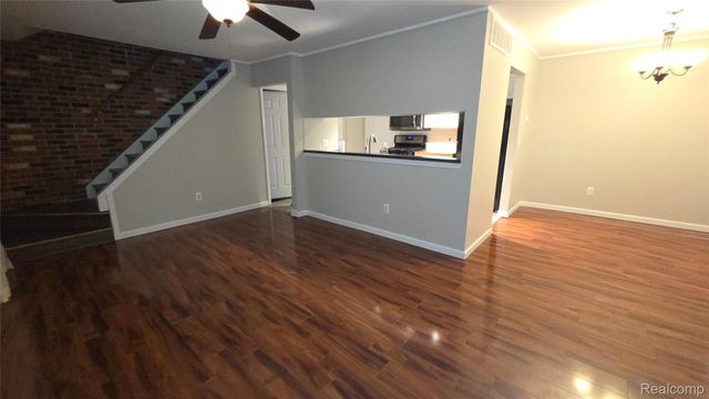 33647 Bayview Drive, New Baltimore, MI 48047