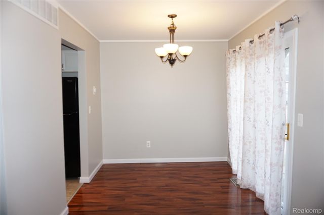 33647 Bayview Drive, New Baltimore, MI 48047