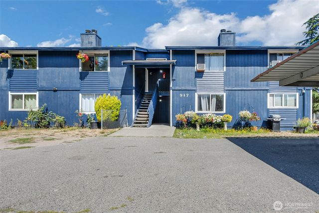 917 A-D 75th Street E, Tacoma, WA 98404