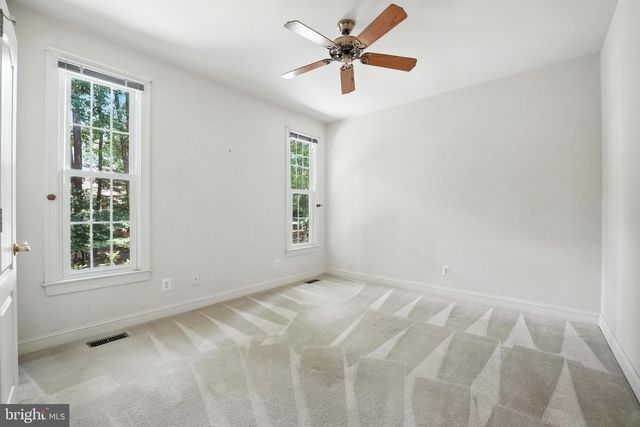 11606 STONEWALL JACKSON DR, Spotsylvania, VA 22551