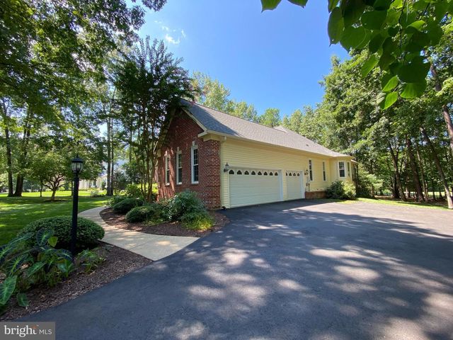 11606 STONEWALL JACKSON DR, Spotsylvania, VA 22551