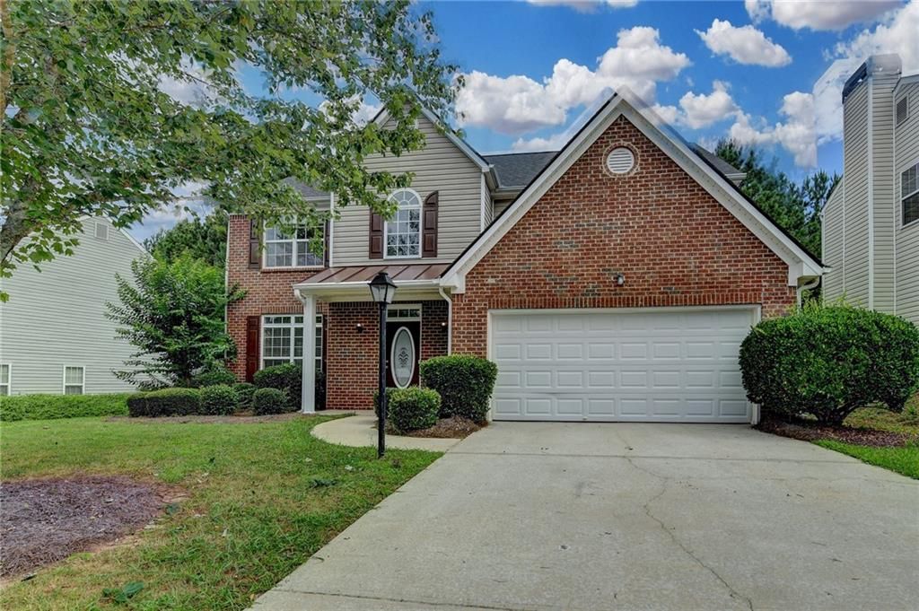 2421 Fall Creek Landing, Loganville, GA 30052