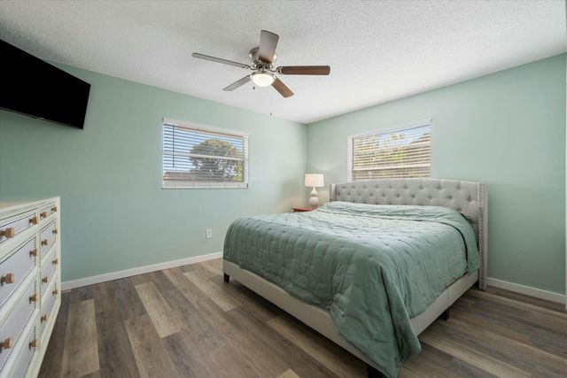 1494 Easthampton Circle, Wellington, FL 33414