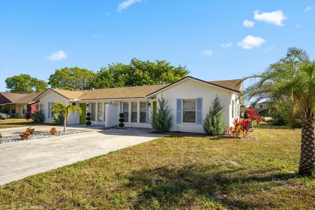 1494 Easthampton Circle, Wellington, FL 33414