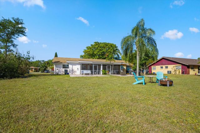 1494 Easthampton Circle, Wellington, FL 33414