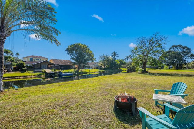 1494 Easthampton Circle, Wellington, FL 33414