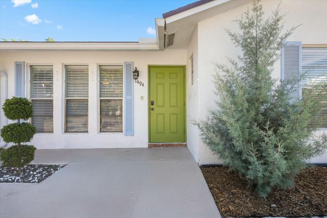 1494 Easthampton Circle, Wellington, FL 33414