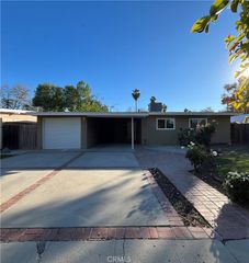 18708 Keswick, Reseda, CA 91335