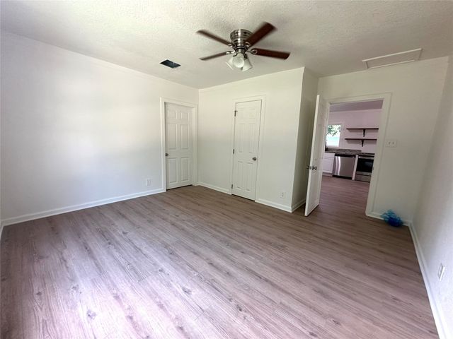 1007 N Lane Street, Comanche, TX 76442