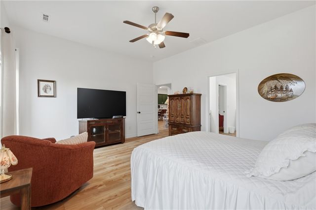 911 Pink Lady Place, Bentonville, AR 72712