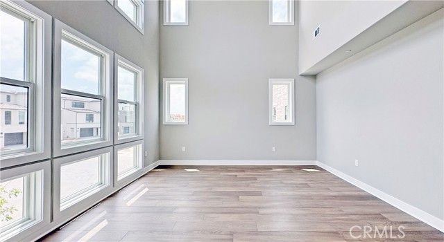 217 Stage, Irvine, CA 92618