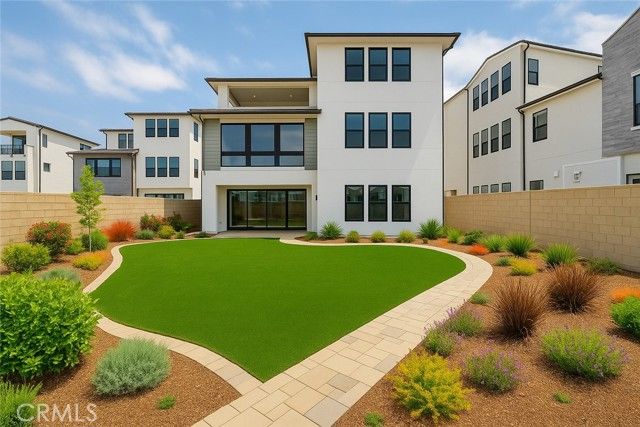 217 Stage, Irvine, CA 92618