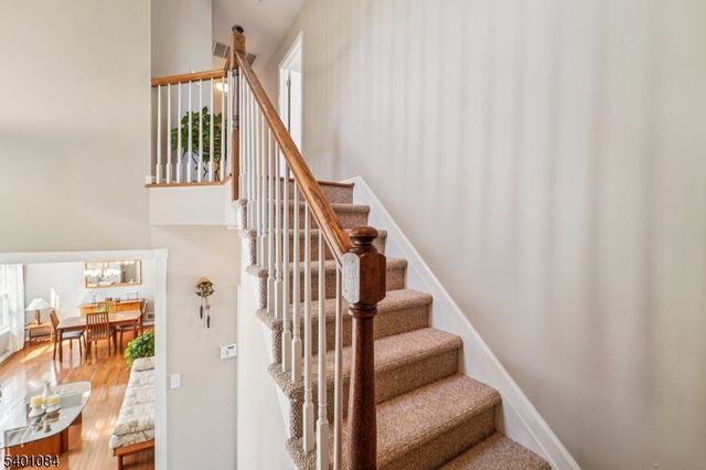 205 Winding Hill Dr, Mount Olive Twp., NJ 07840