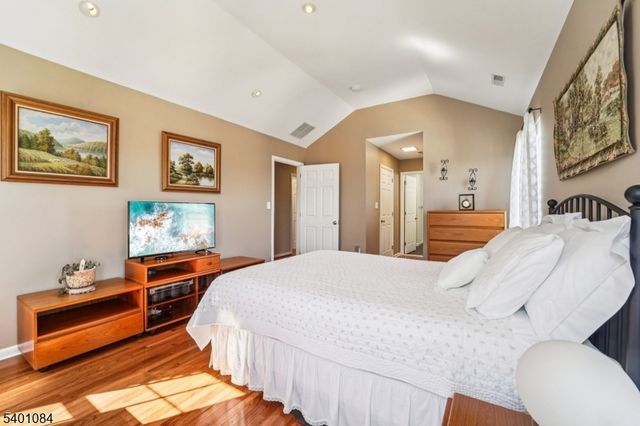 205 Winding Hill Dr, Mount Olive Twp., NJ 07840