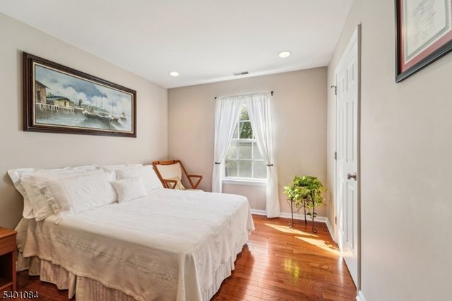 205 Winding Hill Dr, Mount Olive Twp., NJ 07840