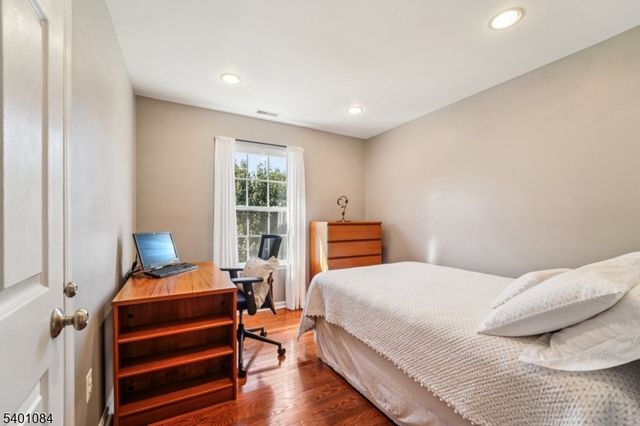 205 Winding Hill Dr, Mount Olive Twp., NJ 07840