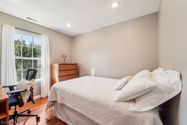 205 Winding Hill Dr, Mount Olive Twp., NJ 07840