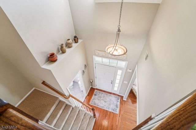 205 Winding Hill Dr, Mount Olive Twp., NJ 07840