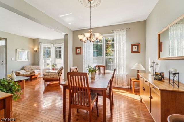 205 Winding Hill Dr, Mount Olive Twp., NJ 07840